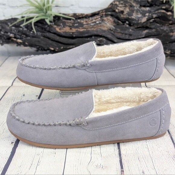 Lands End Women's Fuzzy Lined Suede Moccasin Slippers - Picture 4 of 10